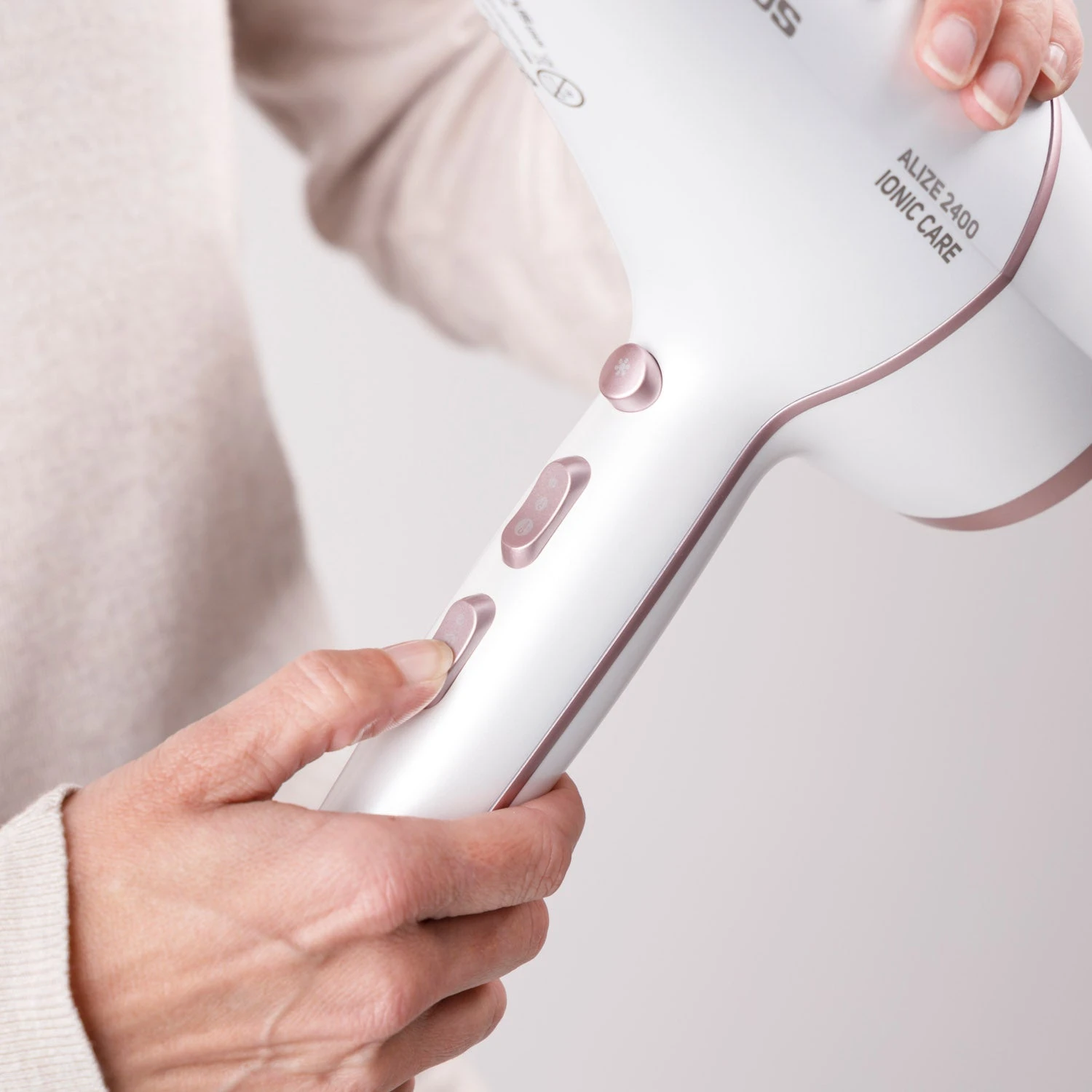 Taurus ALIZE 2400 IONIC CARE - Imagen 3