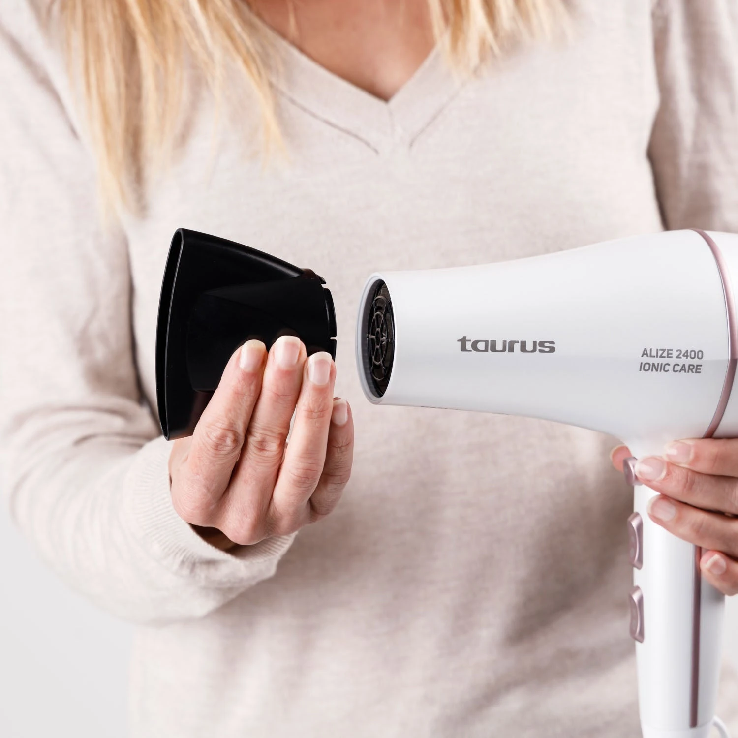 Taurus ALIZE 2400 IONIC CARE - Imagen 4